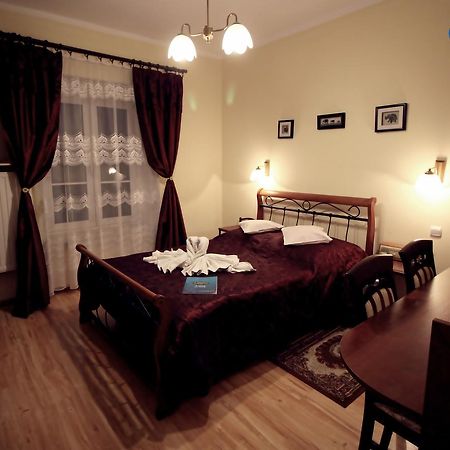 Pensjonat Sanato Hotel Busko Zdroj Exterior photo
