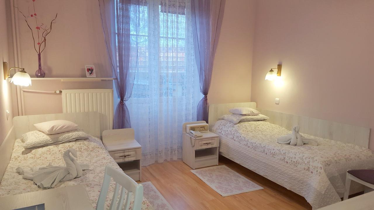 Pensjonat Sanato Hotel Busko Zdroj Exterior photo