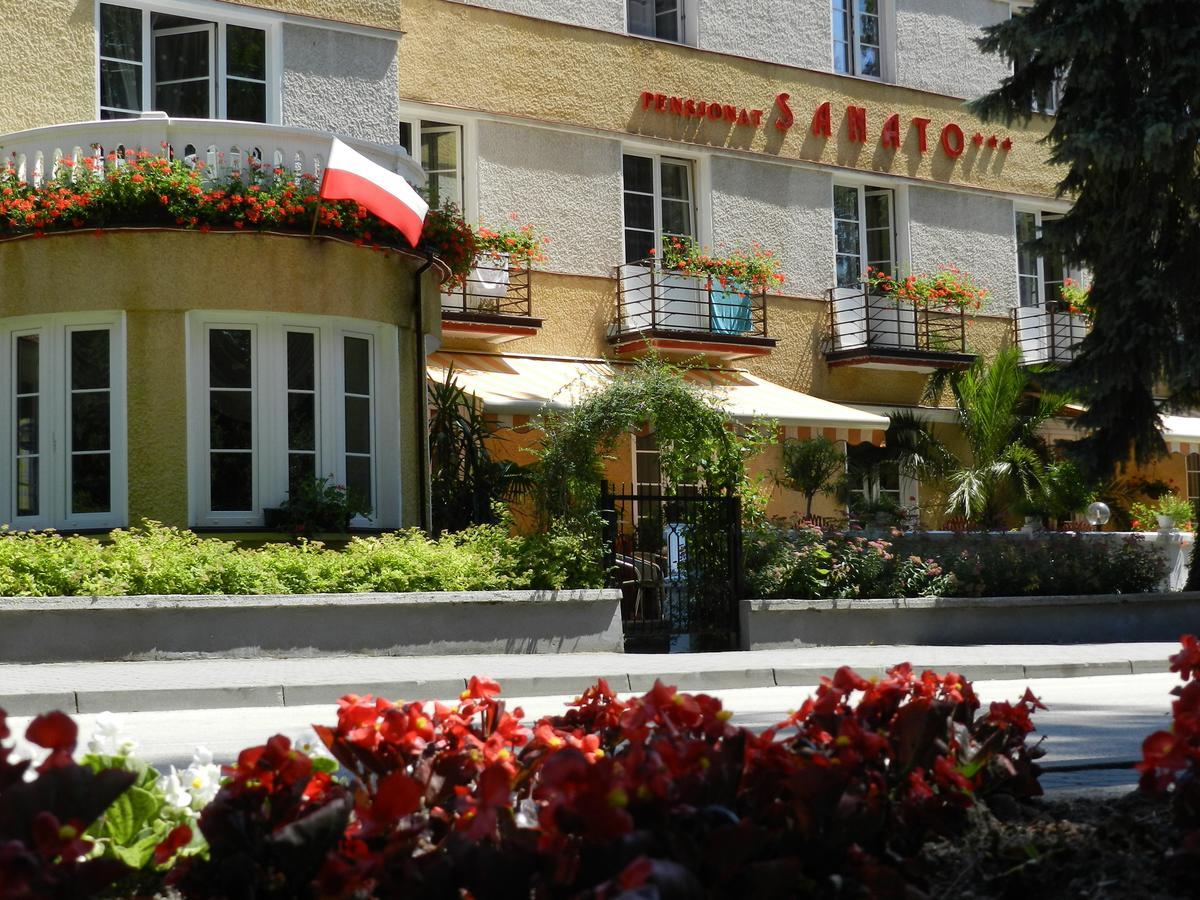 Pensjonat Sanato Hotel Busko Zdroj Exterior photo